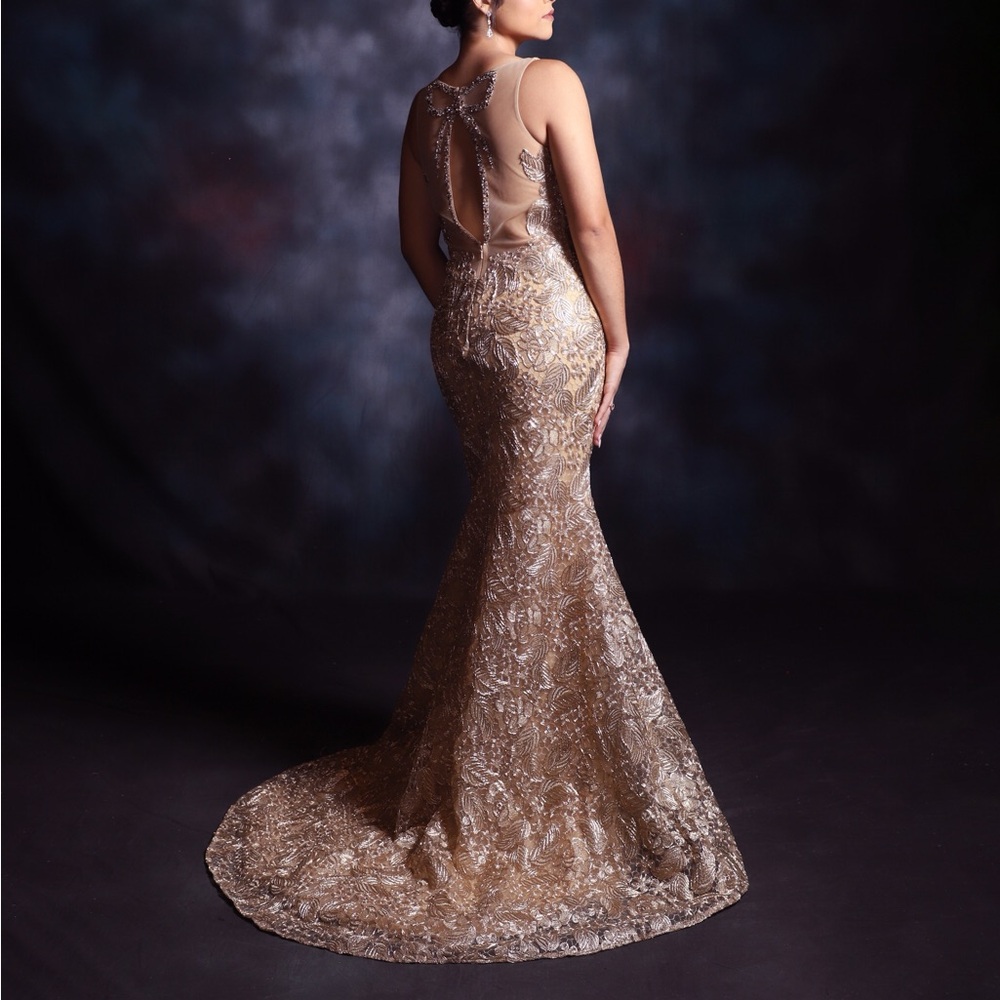 Traje de Prom de la Boutique Aurora